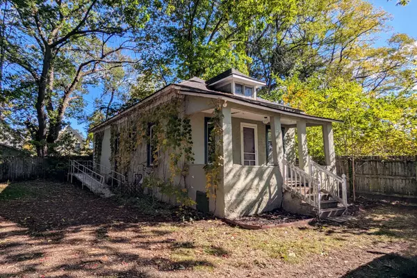 Kalamazoo, MI 49048,616 & 614 Charlotte Avenue