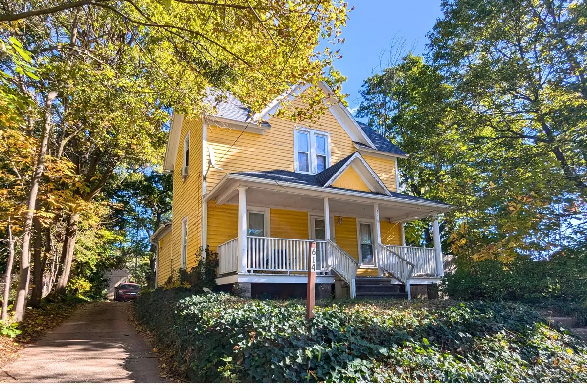 Kalamazoo, MI 49048,616 & 614 Charlotte Avenue