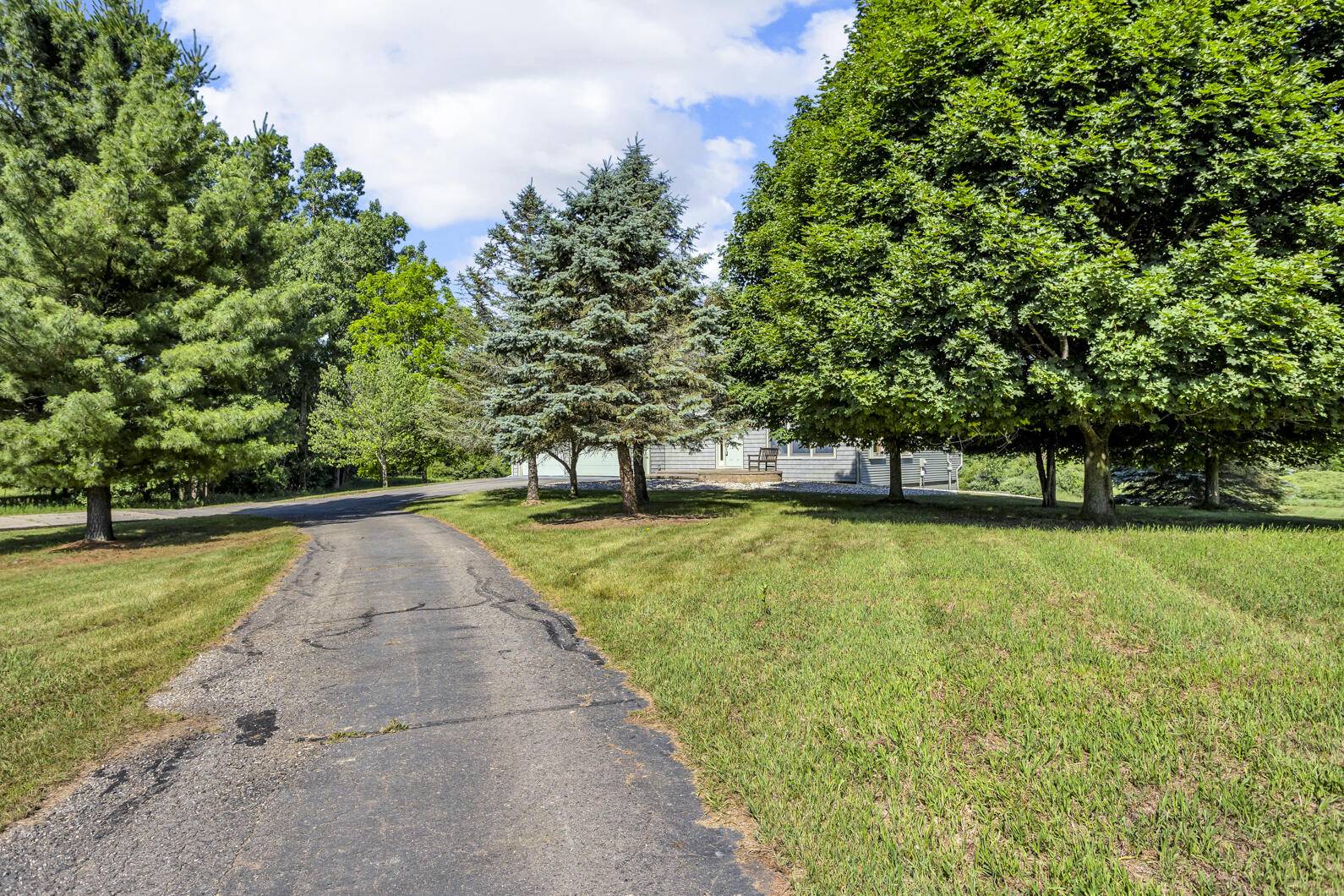 Chelsea, MI 48118,6890 Lingane Road