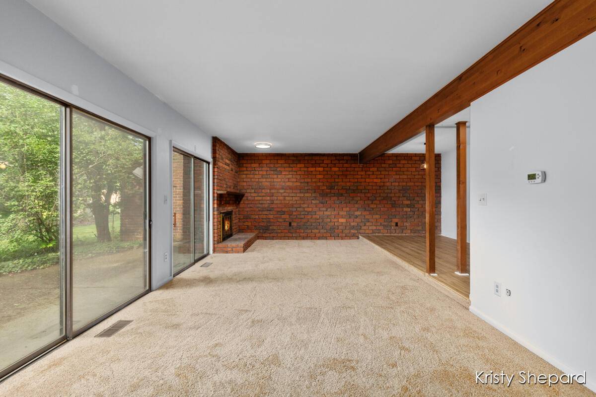 Grand Rapids, MI 49512,4343 Walnut Hills SE Drive