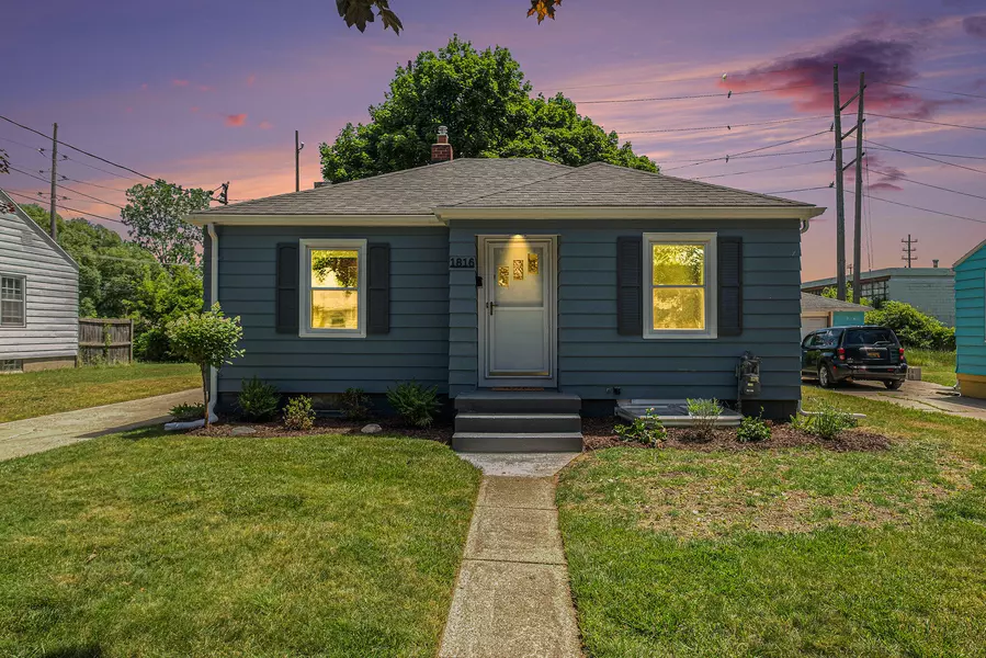 1816 Jennette NW Avenue, Grand Rapids, MI 49504