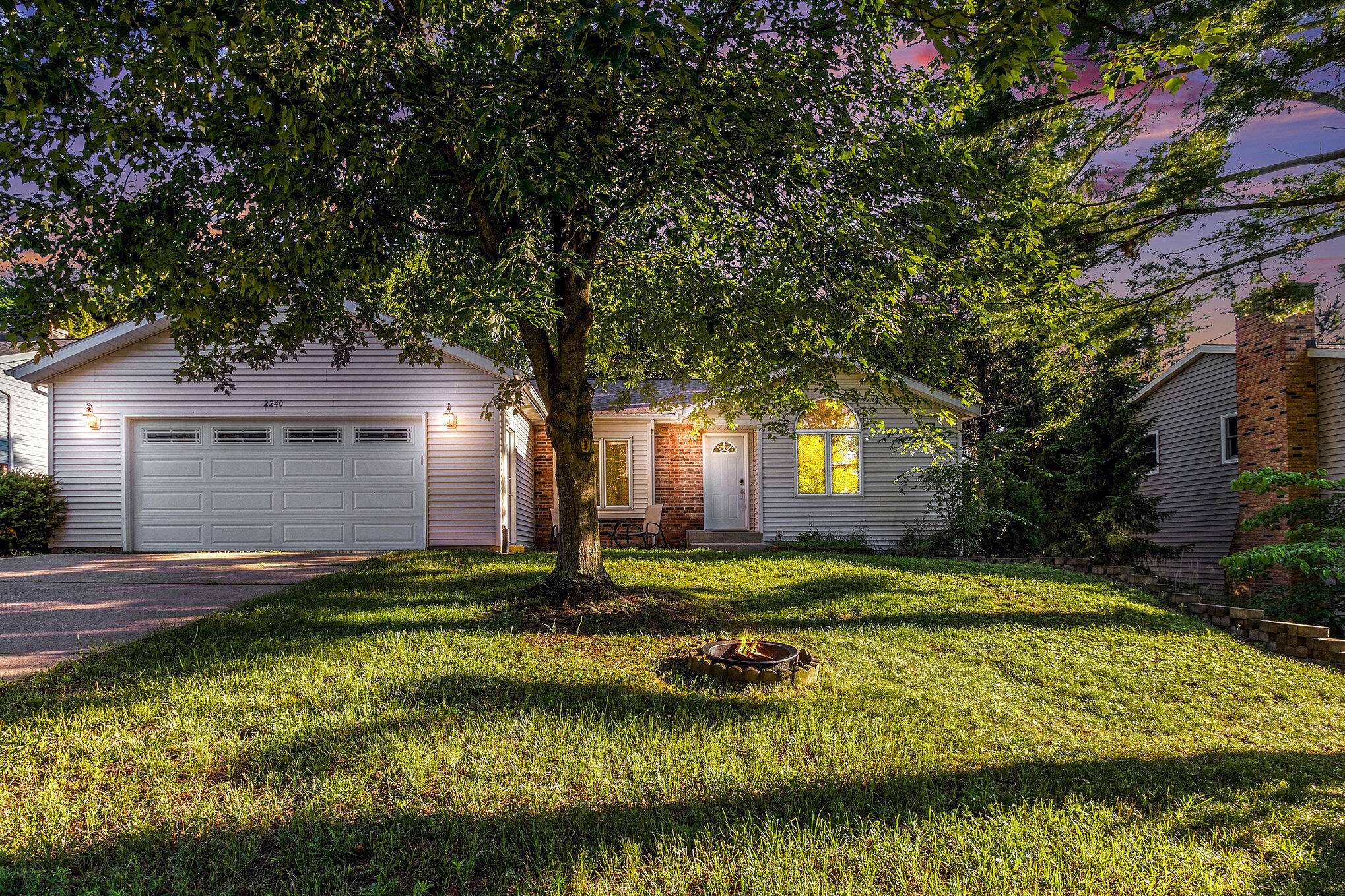 2240 Quincy Avenue, Portage, MI 49024