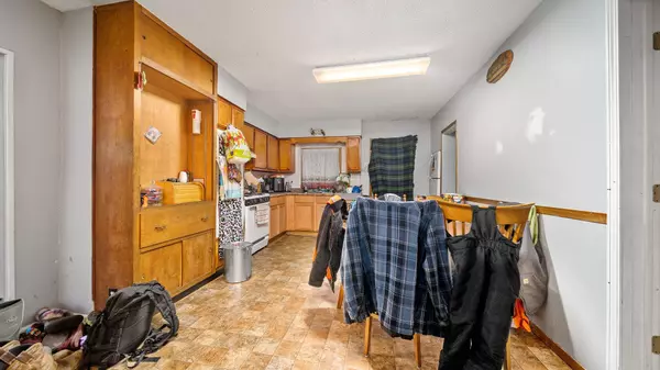 Evart, MI 49631,405 W 5th Street