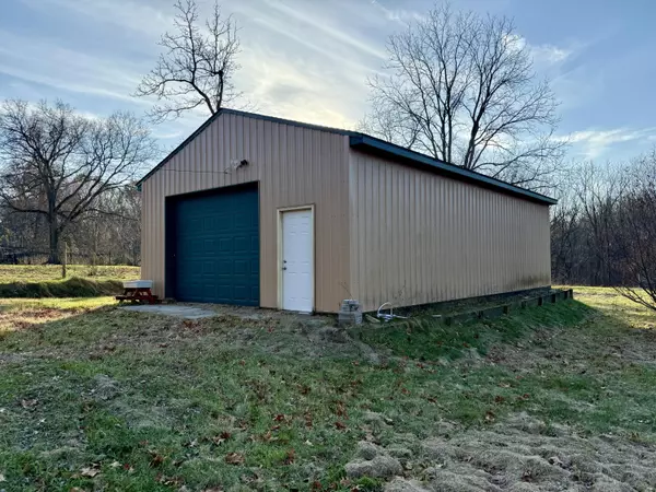 Battle Creek, MI 49037,387 WAUBASCON Road