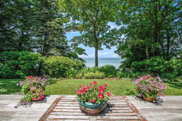 Bridgman, MI 49106,4893 Wildwood Drive