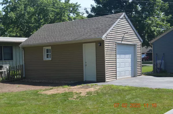 Benton Harbor, MI 49022,403 Hoover Avenue