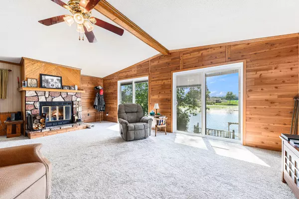 Colon, MI 49040,59010 Lakeshore Drive