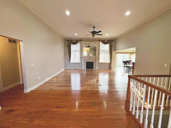 Macomb, MI 48044,50247 Cheltenham Drive