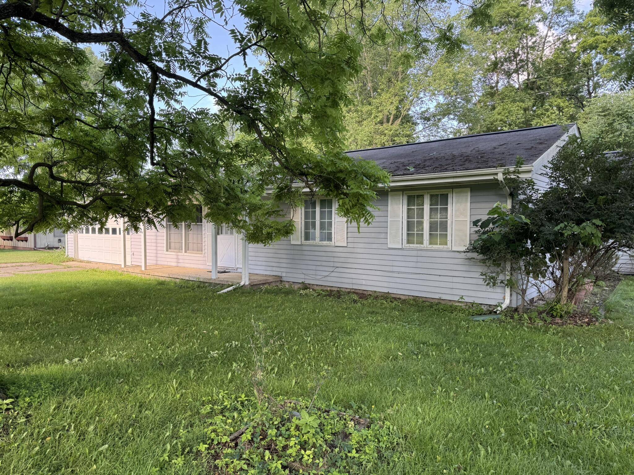 4130 Florida, Clarklake, MI 49234