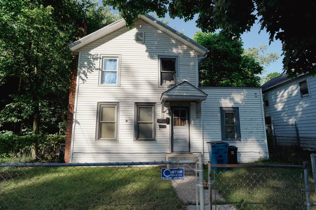 Niles, MI 49120,57 S 3rd Street