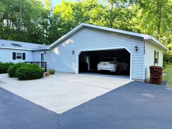 Big Rapids, MI 49307,11585 190th Avenue