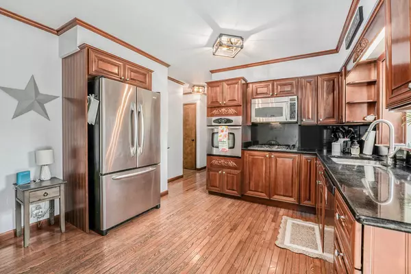 Spring Lake, MI 49456,614 River Street
