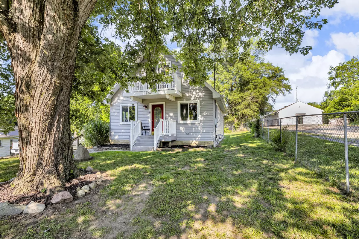 Jackson, MI 49203,226 Briscoe Place