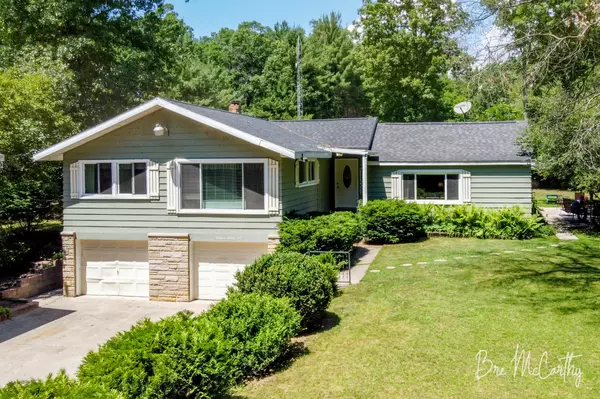 Holton, MI 49425,1926 Fir Avenue