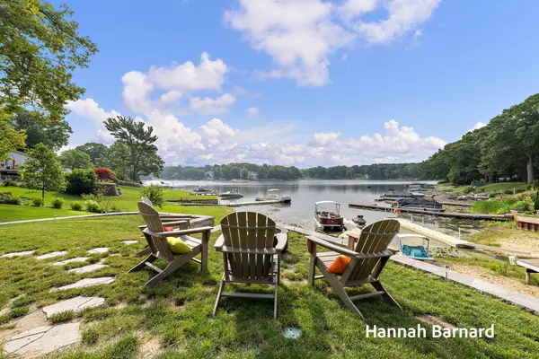 Spring Lake, MI 49456,304 Dewitt Lane