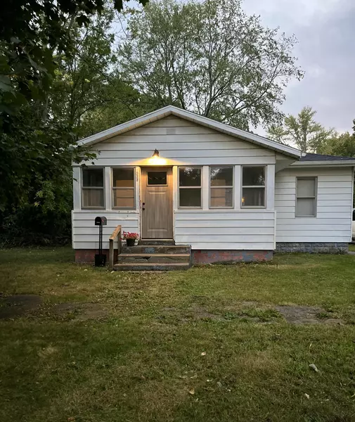 1222 N 9th St. Street, Niles, MI 49120