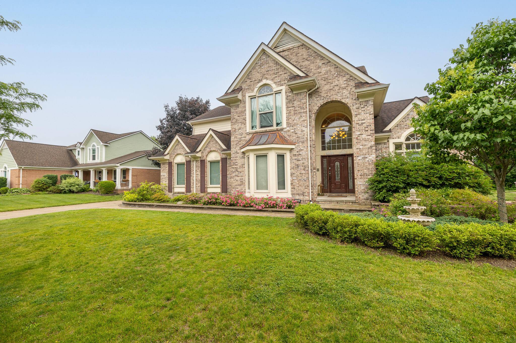 45801 Henley Drive, Canton, MI 48187