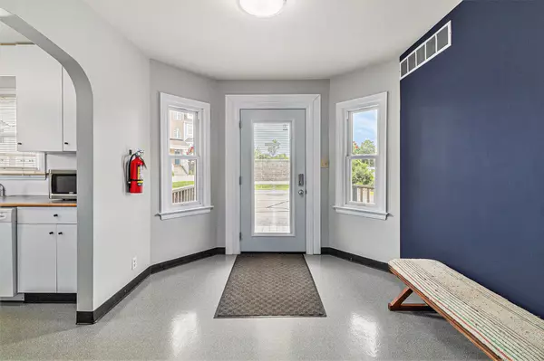 Ann Arbor, MI 48103,570 S Maple Road