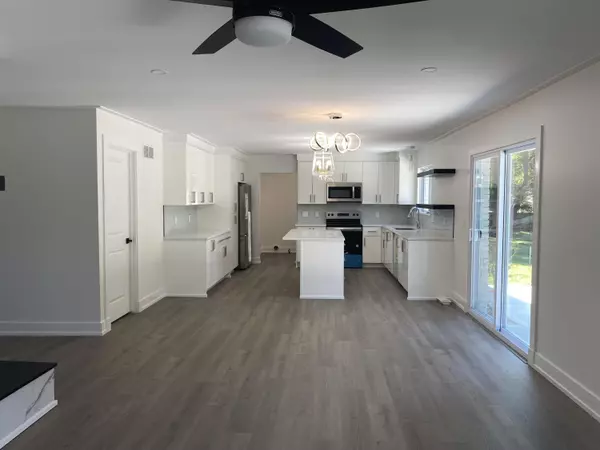 Livonia, MI 48152,18661 Laurel Drive