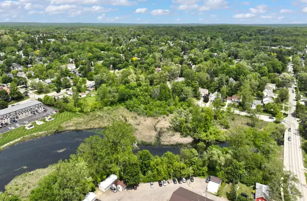 Milford, MI 48381,124 River Drive #B