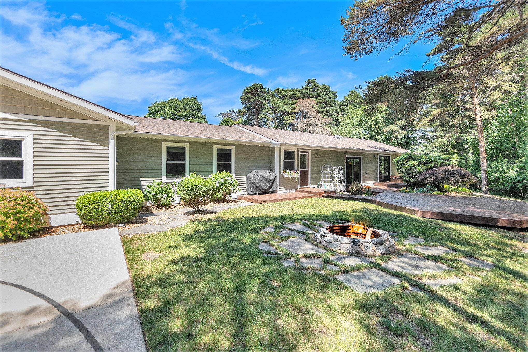 Ludington, MI 49431,5920 Iris Road