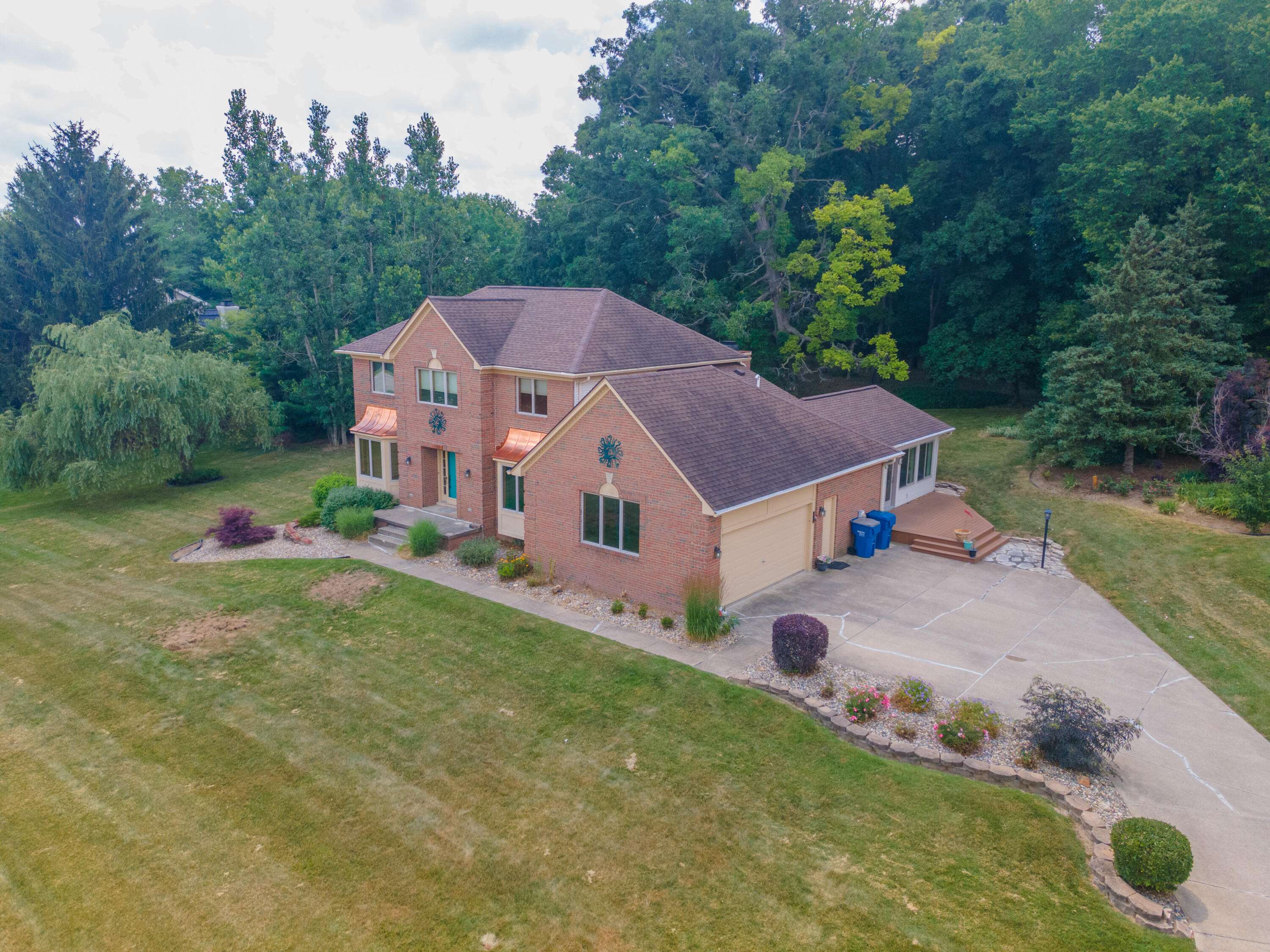 Saline, MI 48176,7184 Steeplechase Drive