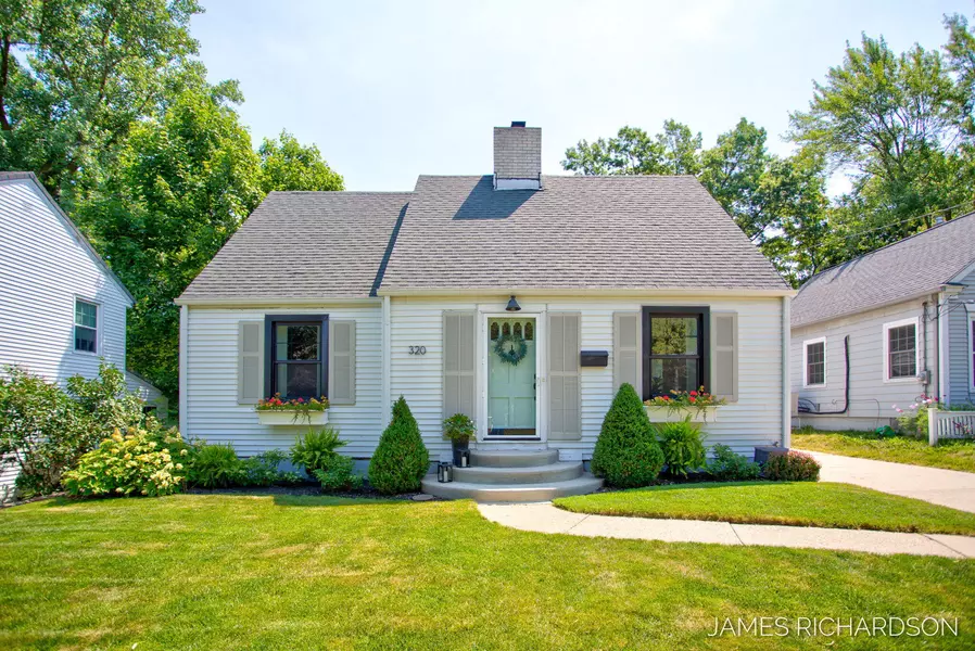 320 Lawndale NE Avenue, Grand Rapids, MI 49503