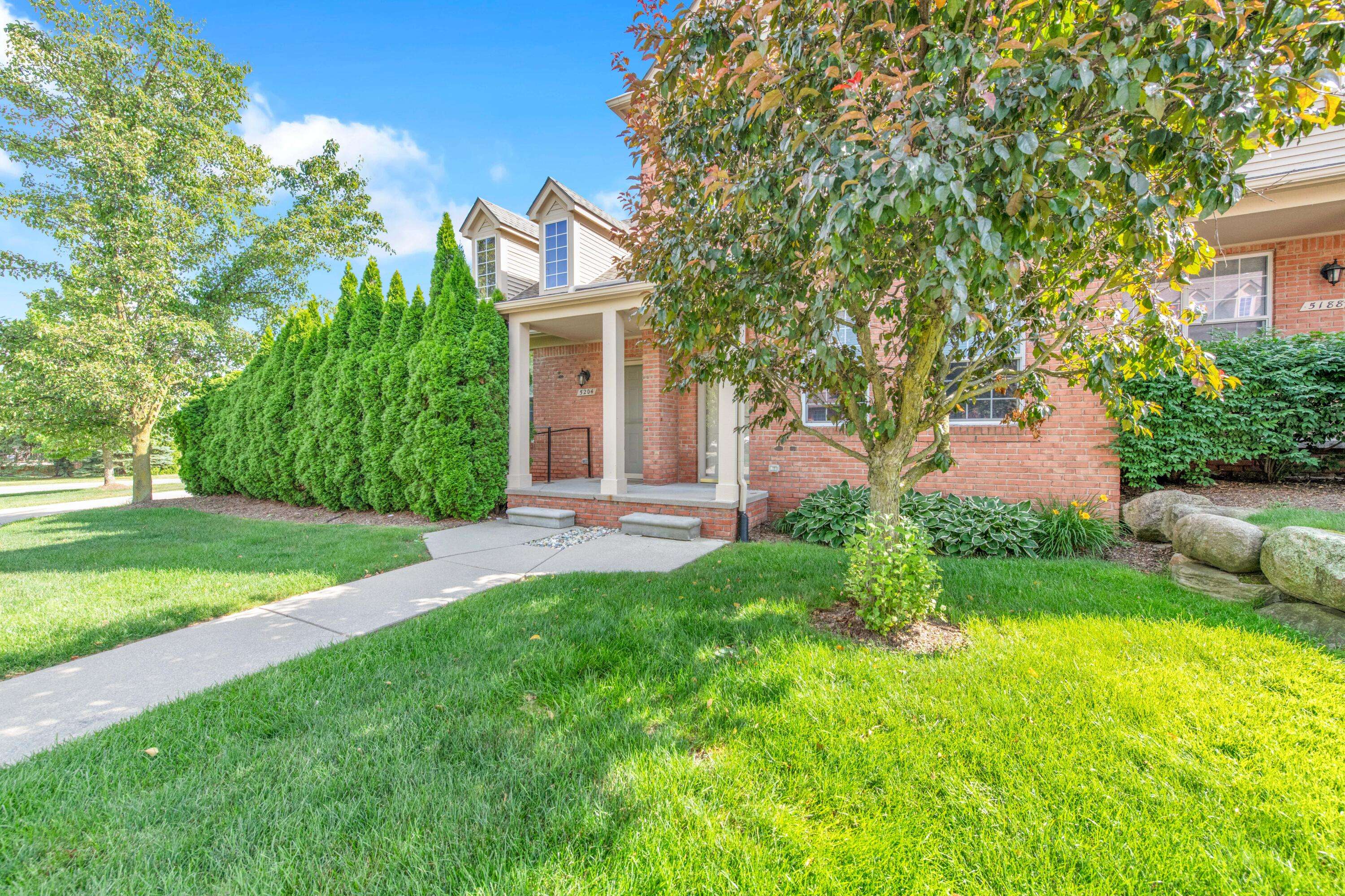 Shelby Twp, MI 48316,5196 Mesa Drive