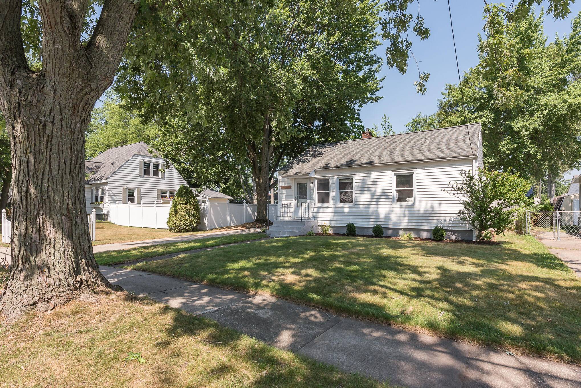 Muskegon, MI 49441,2931 Eastland Road