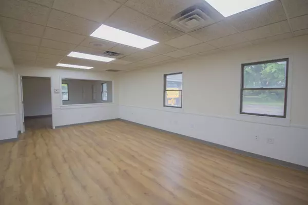 Kalamazoo, MI 49001,3408 Miller Road #107