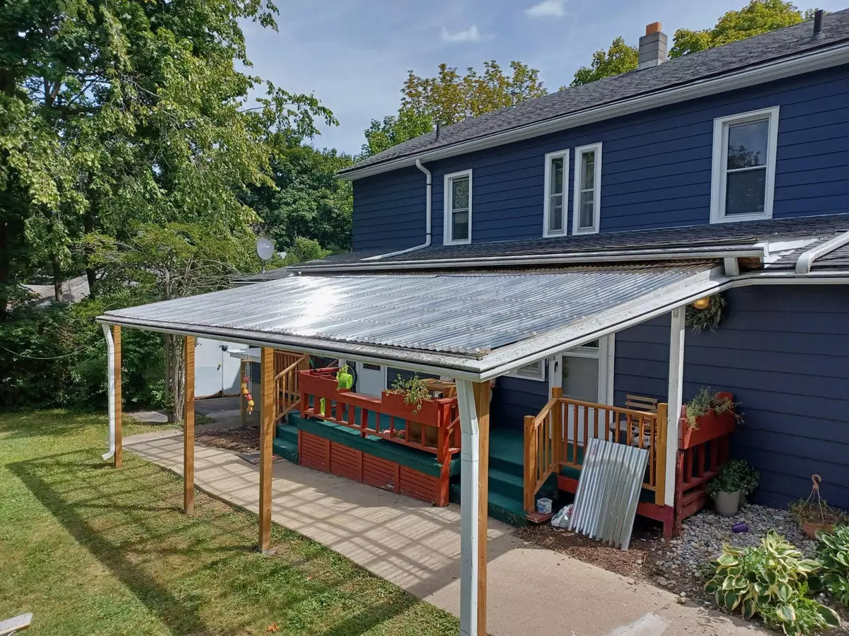 Saline, MI 48176,101 E McKay Street