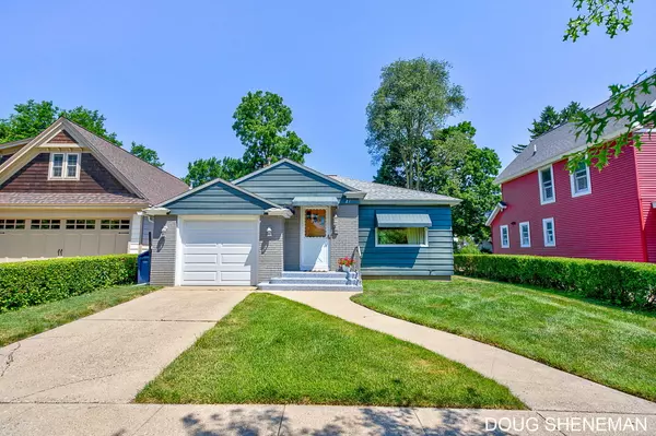 Holland, MI 49423,21 W 26th Street