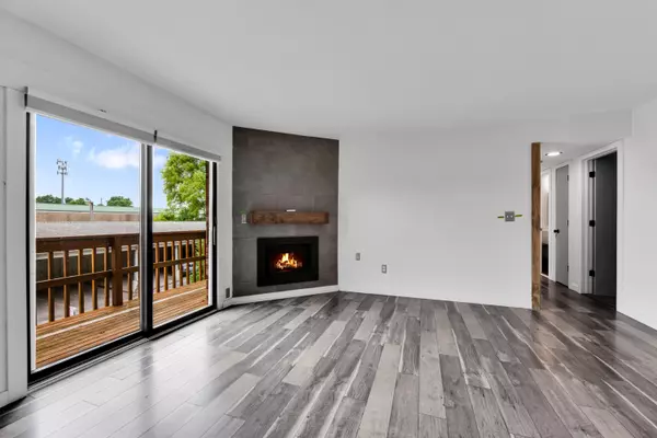 Plymouth, MI 48170,221 Pinewood Circle