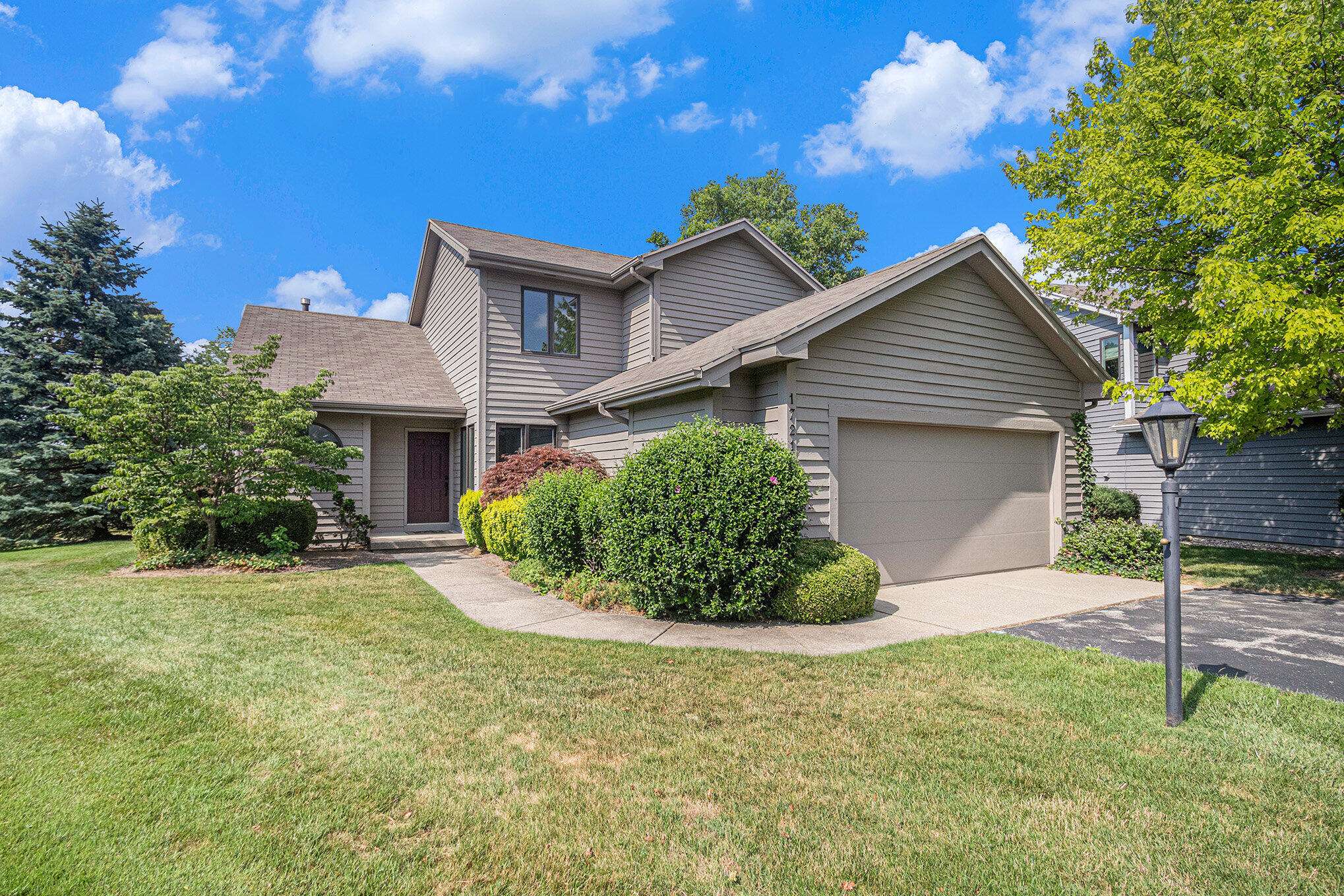 1721 Fountainview SE Court, Caledonia, MI 49316