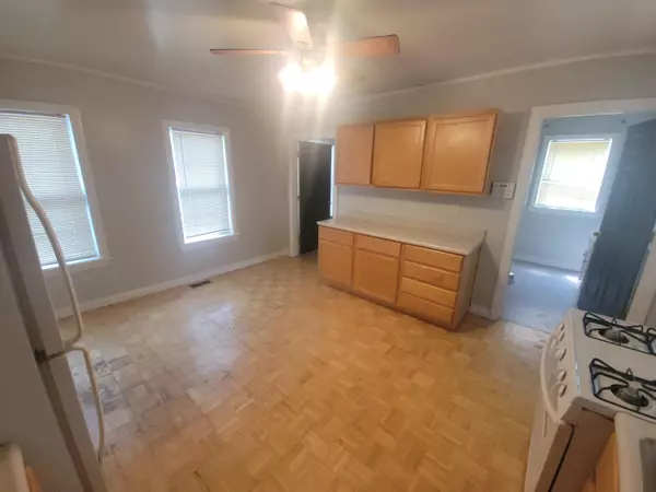 Grand Rapids, MI 49503,560 Lydia NE Street