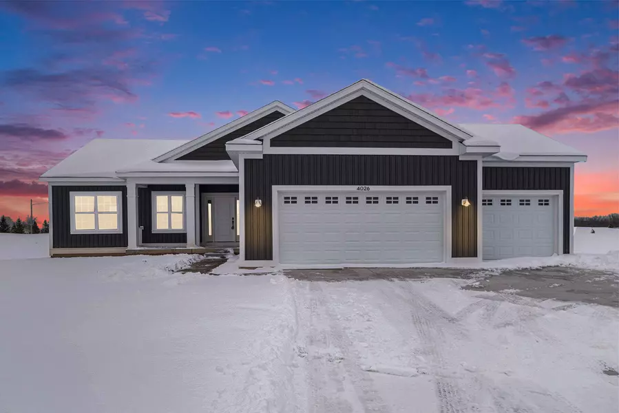 4026 Boulder View Drive NE, Belmont, MI 49306