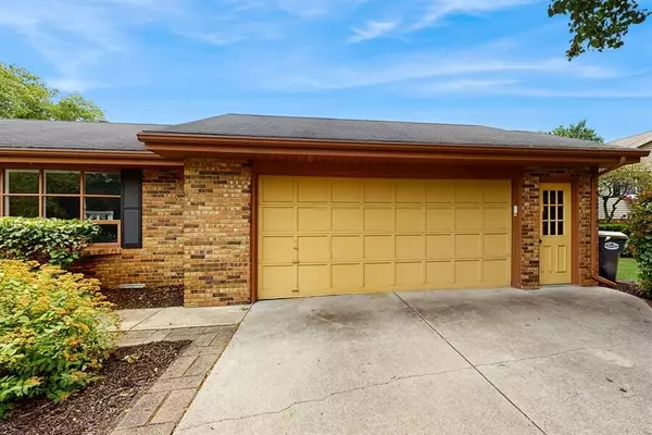 St. Joseph, MI 49085,1330 Desmond Street