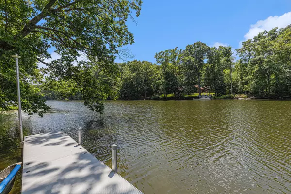 Alto, MI 49302,10011 E Rivershore SE Drive