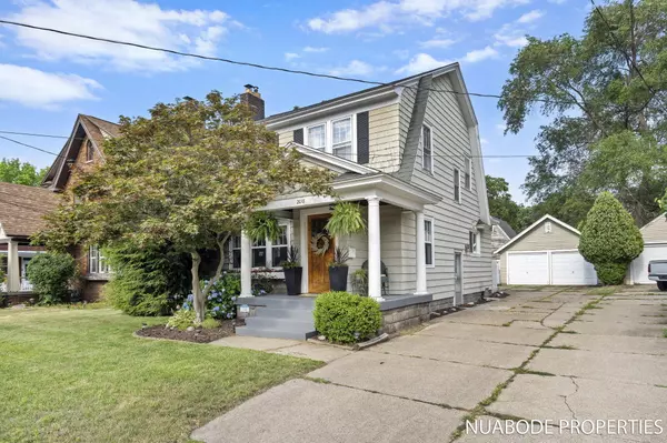 2018 Paris SE Avenue, Grand Rapids, MI 49507