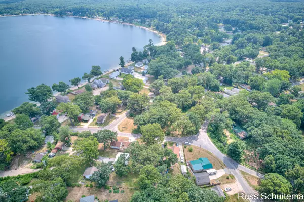 Muskegon, MI 49442,5470 Circle Drive
