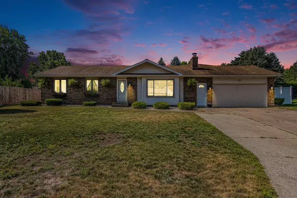 10850 Rajah Drive, Zeeland, MI 49464