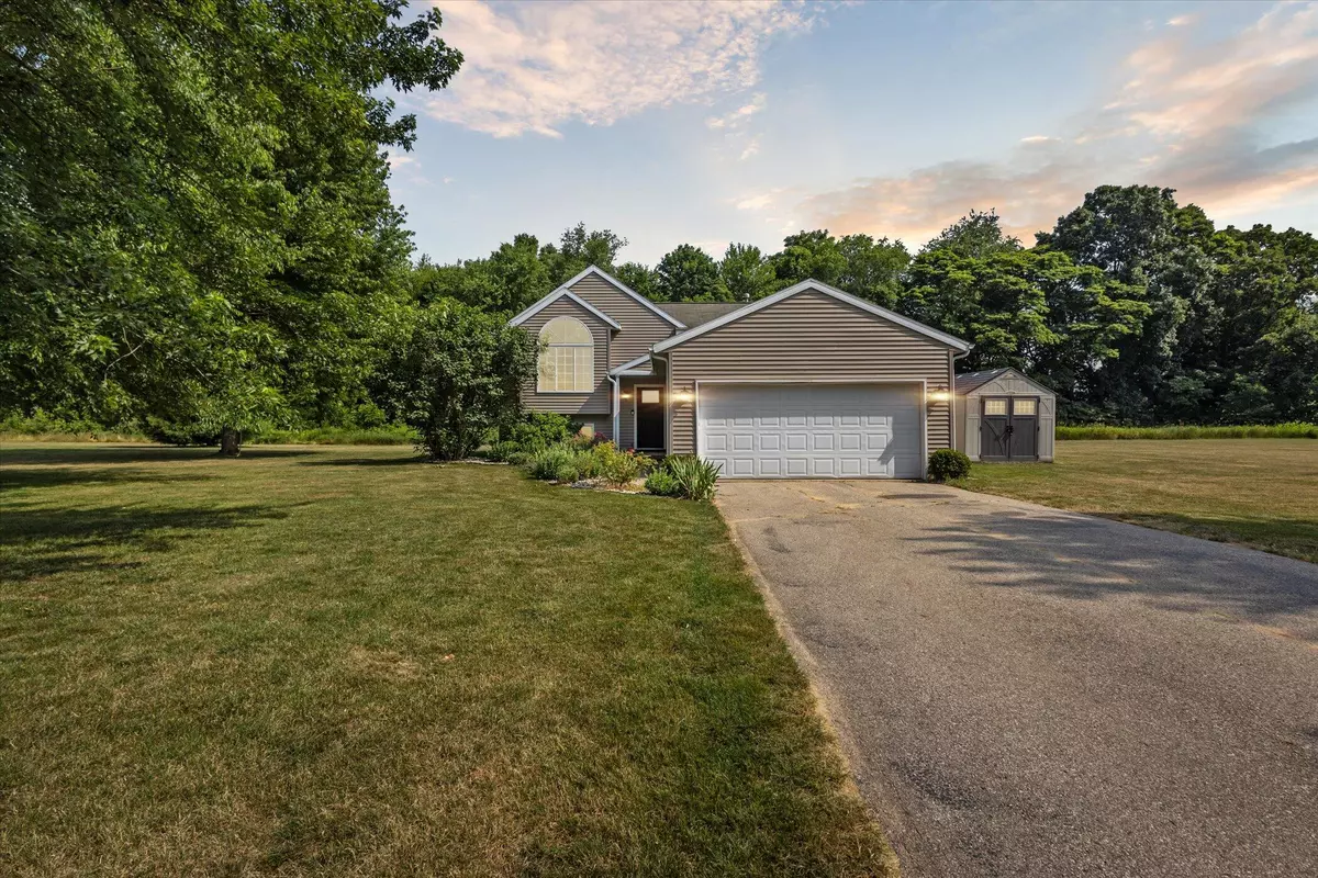 Rockford, MI 49341,6487 Fox Run NE Drive