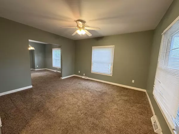 Jackson, MI 49203,918 Orchard Place