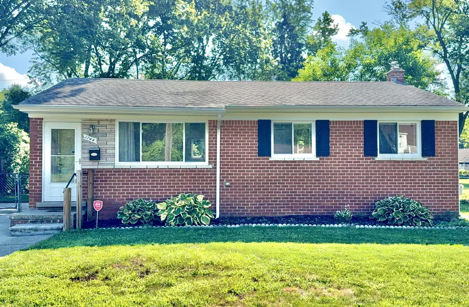 1744 Henry Ruff Road, Garden City, MI 48135