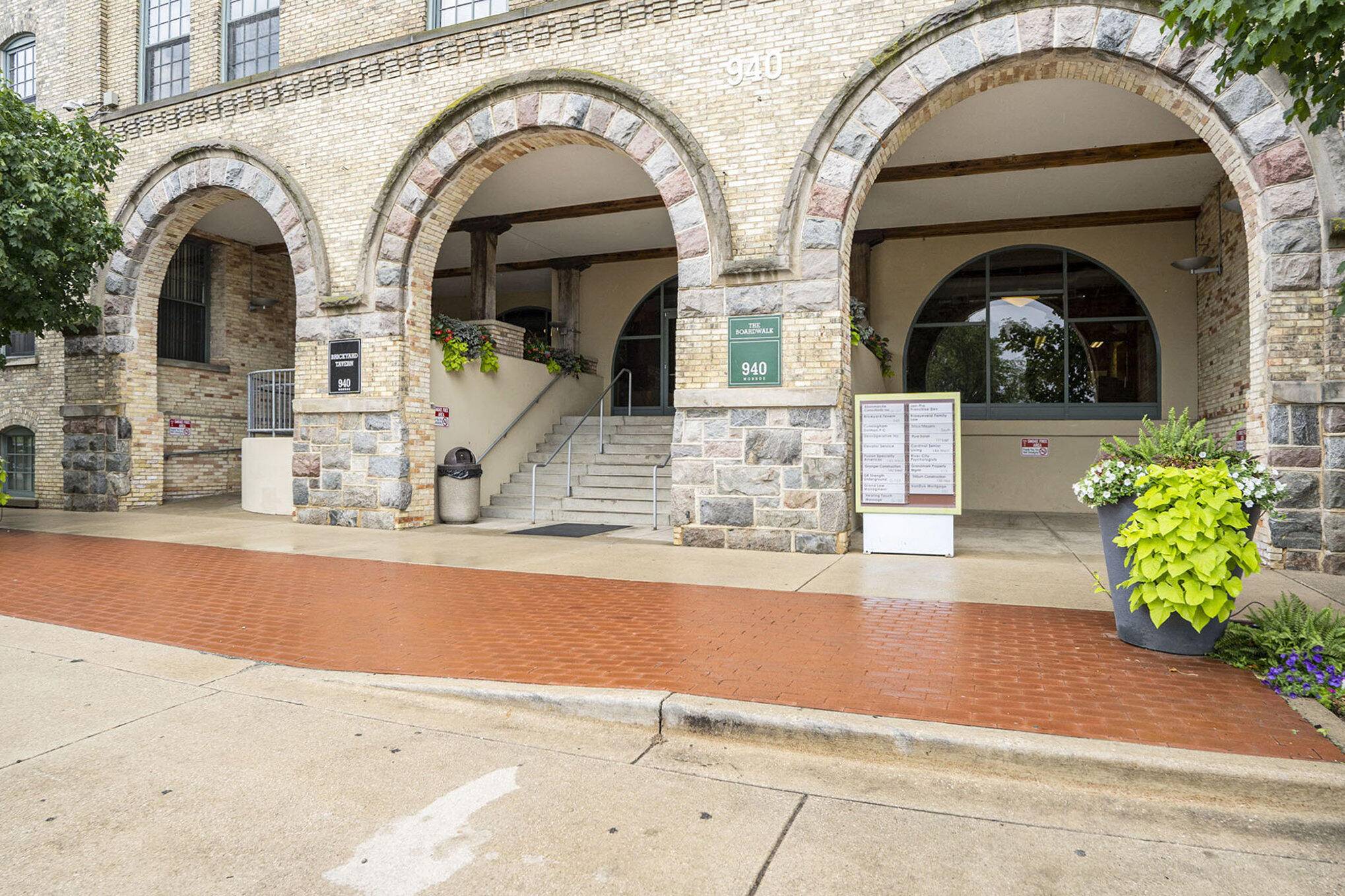 940 Monroe NW Avenue #416, Grand Rapids, MI 49503