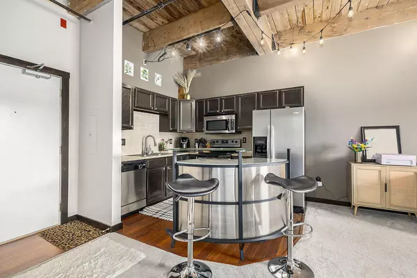 Grand Rapids, MI 49503,940 Monroe NW Avenue #416