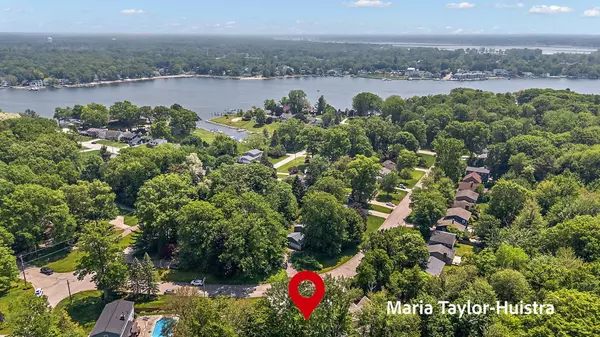 Spring Lake, MI 49456,16205 Suffolk Drive