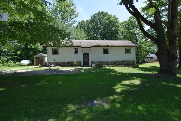 Bloomingdale, MI 49026,46379 Leedy Point Road