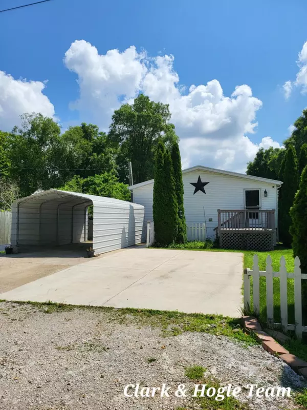 Lyons, MI 48851,232 S Tabor Street