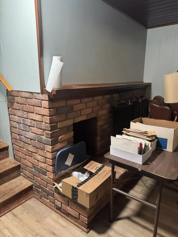 Grand Ledge, MI 48837,13752 Forest Hill Road